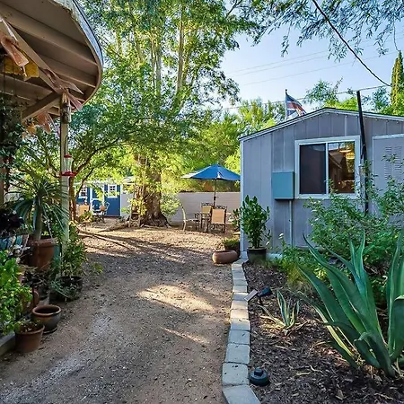 Cute Peaceful Tiny House Getaway W Backyard - Low Summer Rates! Tucson Exterior photo