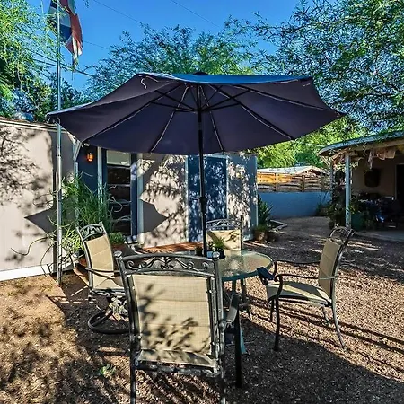 Cute Peaceful Tiny House Getaway W Backyard - Low Summer Rates! Tucson Exterior photo