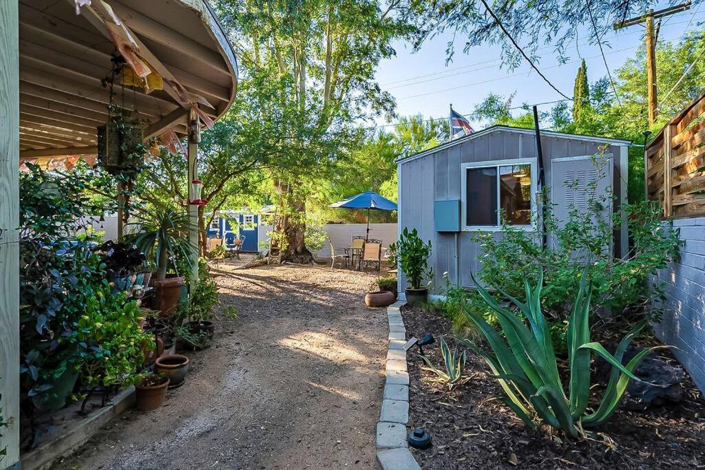 Holiday home Cute Peaceful Tiny House Getaway W Backyard - Summer Rates! Tucson